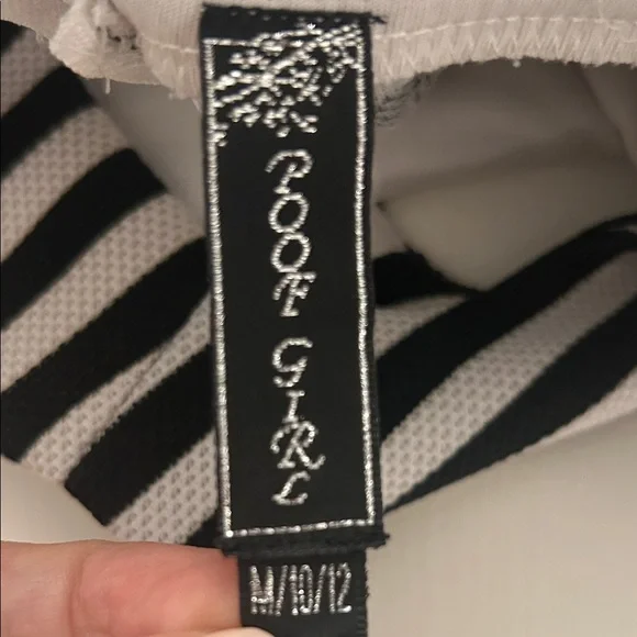 Chic Striped Kids Dress in Black and White - Picture 4 of 4